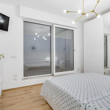 Tramonto Sul Mare Bari Apartment Near The Airport Exterior photo